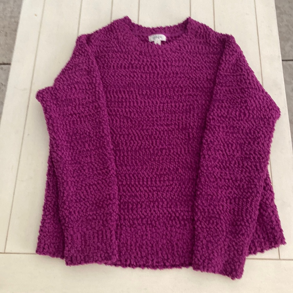 Womens’ bulky knit sweater in size L by Style & Company.